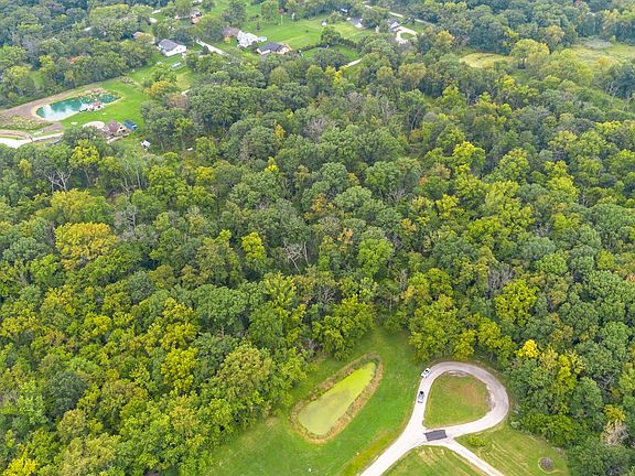 5th image of 2220 Anne Ln