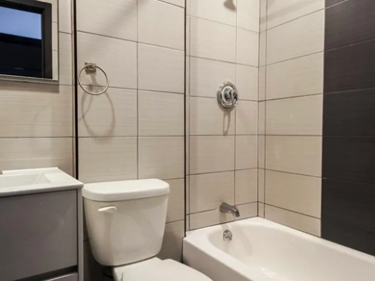 1156 Myrtle Ave #3L — Photo 7