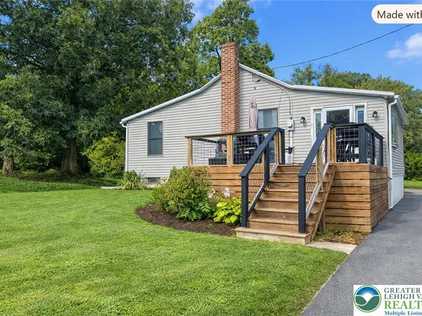 1749 Minesite Rd, Allentown, PA 18103
