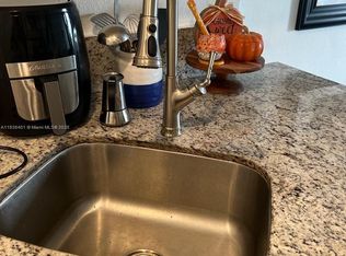 4550 NW 9th St APT 621E, Miami, FL 33126