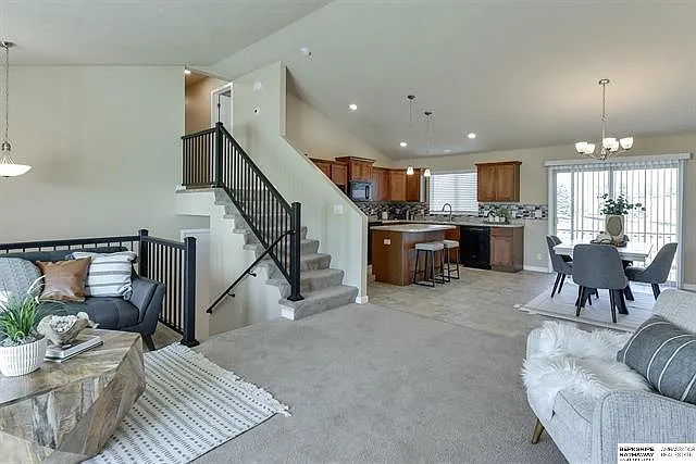 4801 N 180th Ave — Photo 5