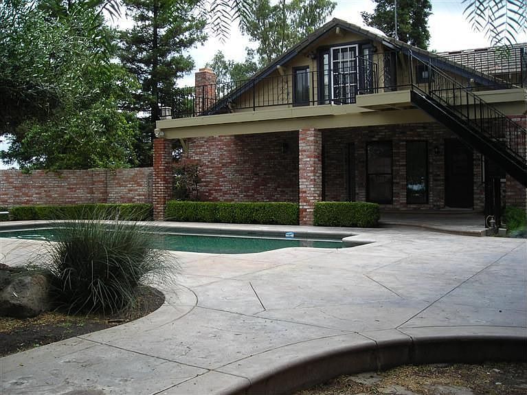 1st image of 7000 E Harney Ln