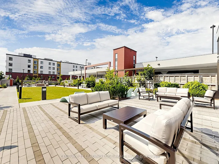 2550 Simcoe St N #409 — Photo 47