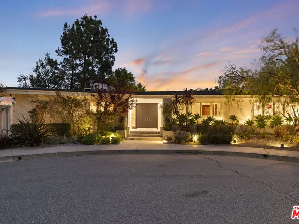 8410 Edwin Dr, Los Angeles, CA 90046