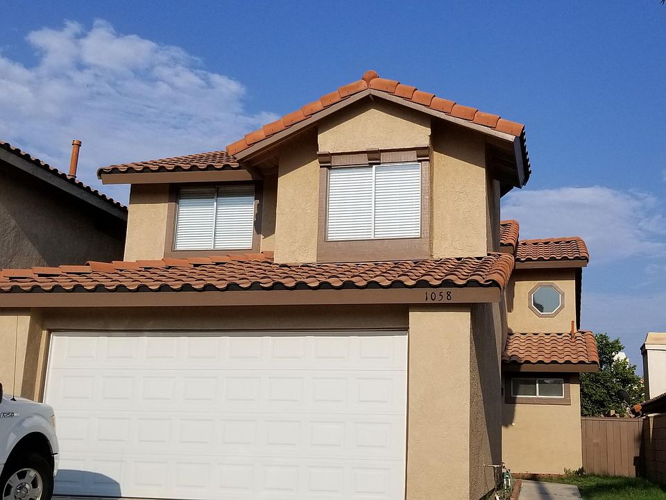 Three bedroom,2.5 bath, 2 car garage