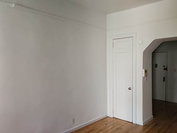 4th image of 333 E 85th St APT 1B