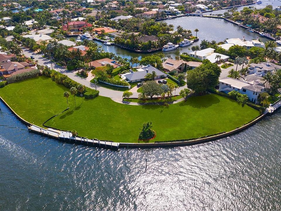 1st image of 76-10 Isla Bahia Drive
