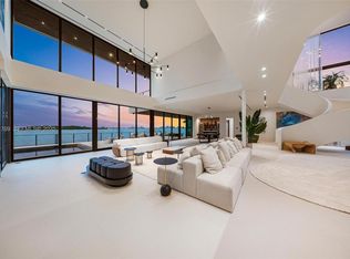 (Undisclosed Address), North Miami, FL 33181