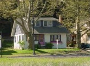 838 S Harbor Dr, Grand Haven, MI 49417