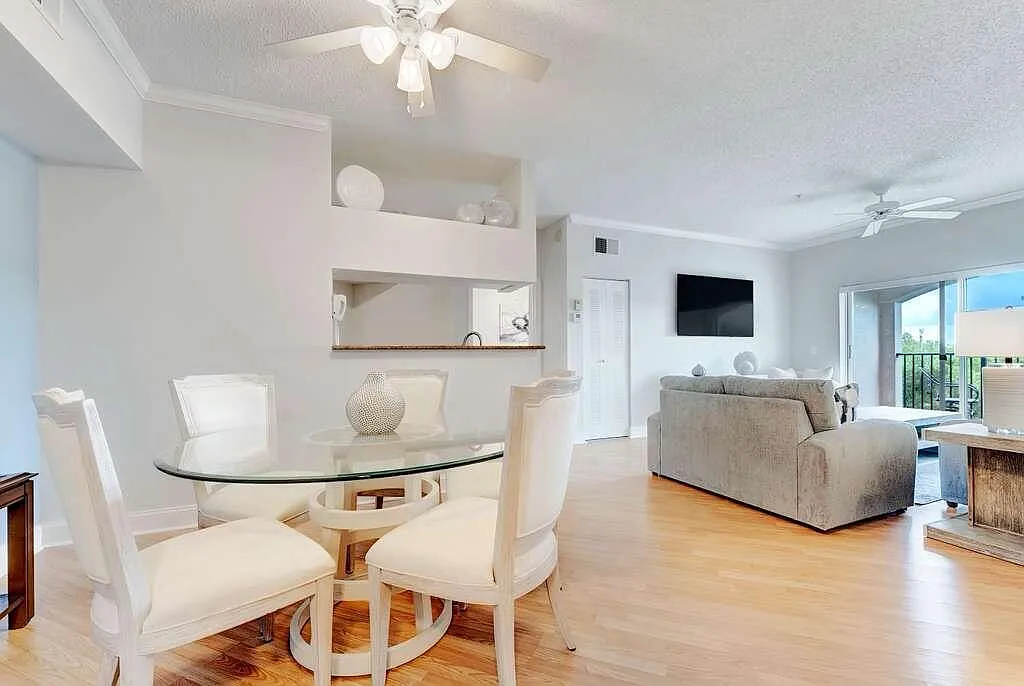 2 bed, 2.0 bath, 1131 sqft, $3,500 — Photo 3
