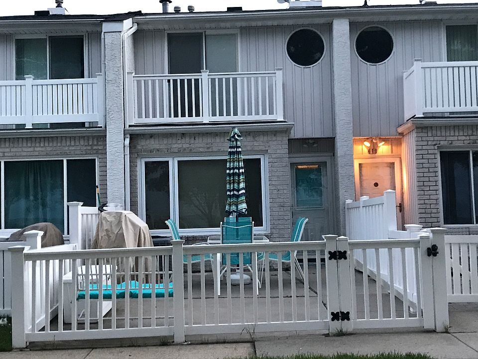 1st image of 421 Surf Ave