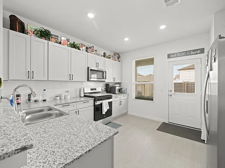 26235 Arrowleaf Dr — Photo 13