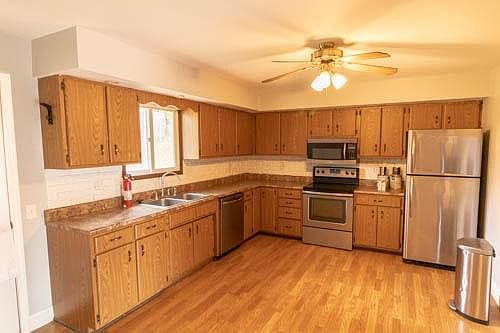 5th image of 120 Poplar Dr