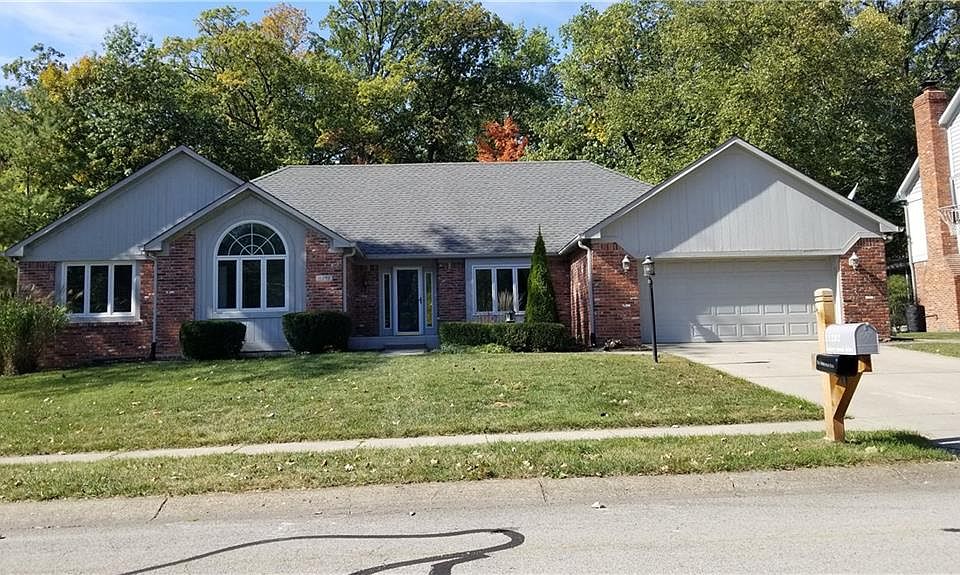 1st image of 11282 Hickory Woods Dr