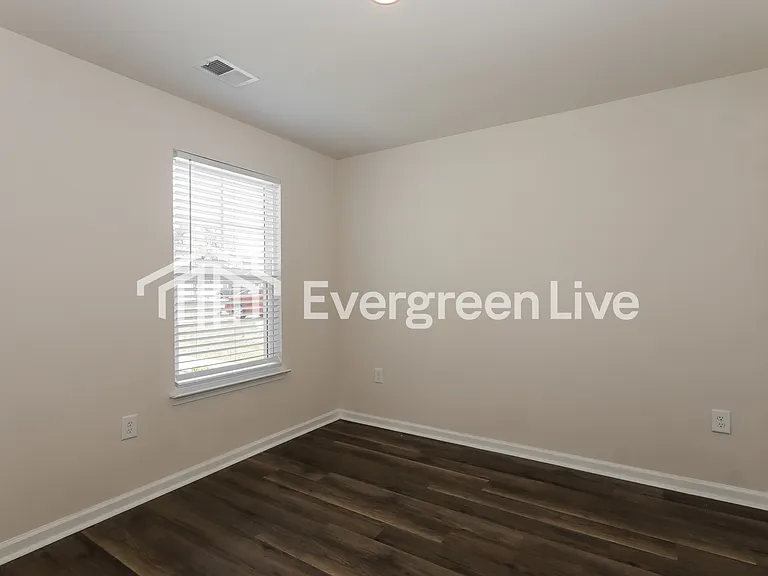 2265 Courtina Way — Photo 12