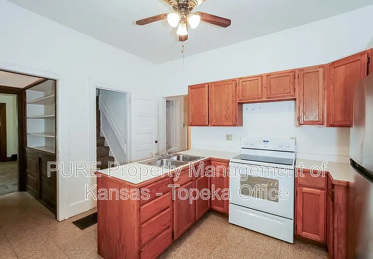 416 SW Clay St — Photo 12