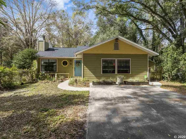 304 SW 1st St, Micanopy, FL 32667