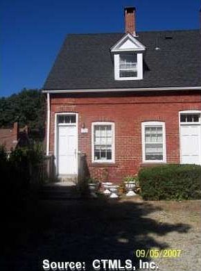 2nd image of 237 Yantic St