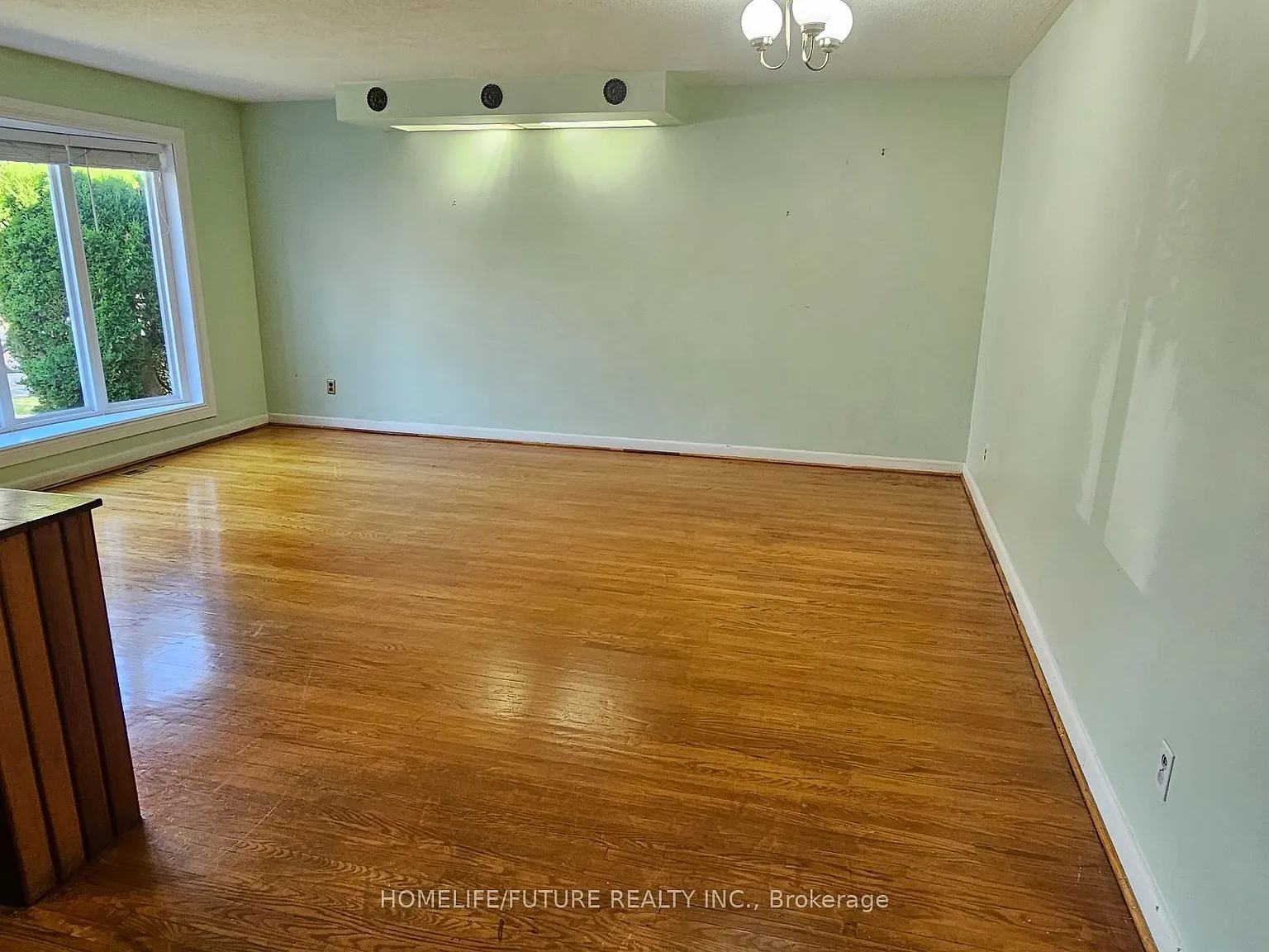 4 bed, $3,990 — Photo 4