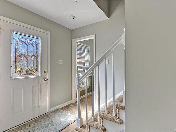 4th image of 9010 Runyon Dr