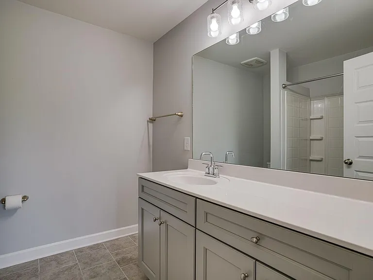 248 Mansfield Dr — Photo 21