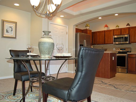 5th image of 1415 N Washington St APT 302