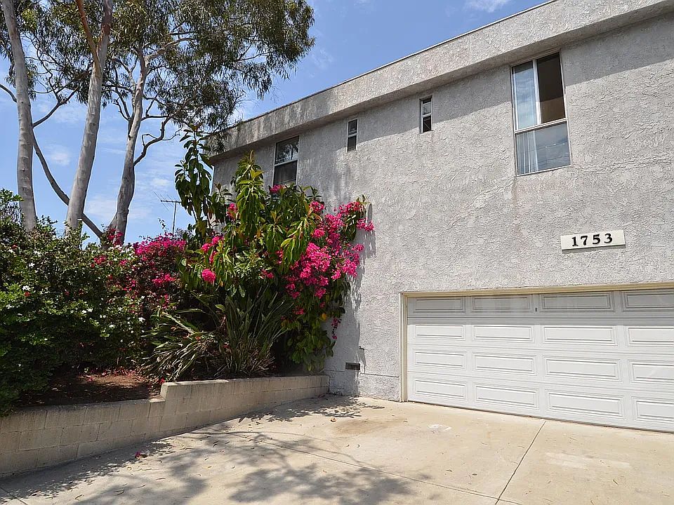 1st image of 1753 11th St APT 4