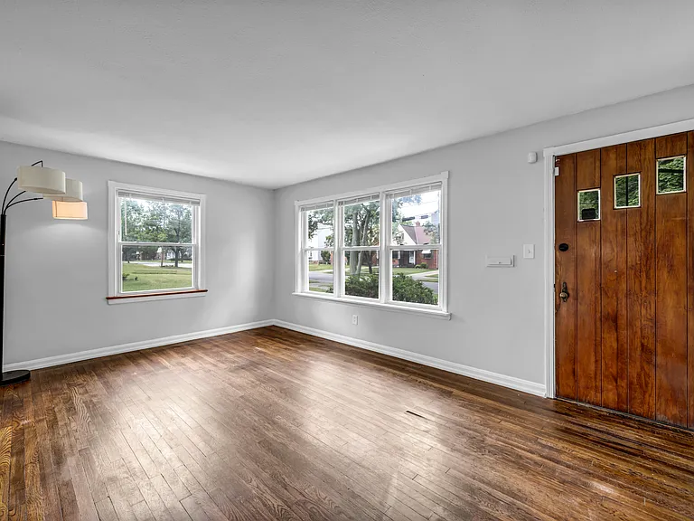 5505 South Blvd — Photo 8
