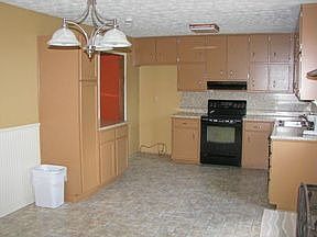 4th image of 185 Wellington Dr