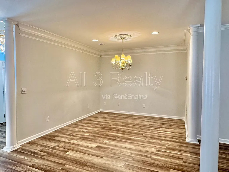 113 River Chase Ct — Photo 12