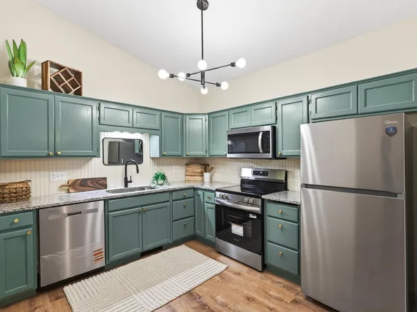 2747 230th Ct NW, Saint Francis, MN 55070