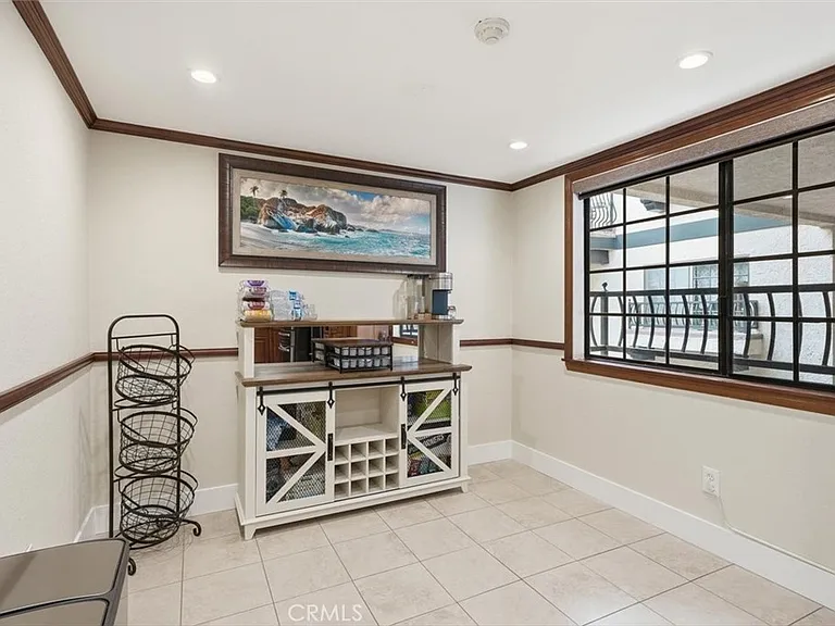 227 S Irena Ave — Photo 59