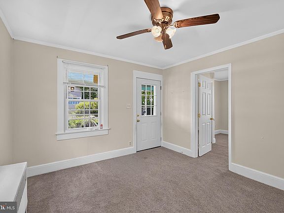 3rd image of 3901 Hampden St