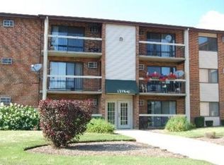 1315 Modaff Rd, Naperville, IL 60565