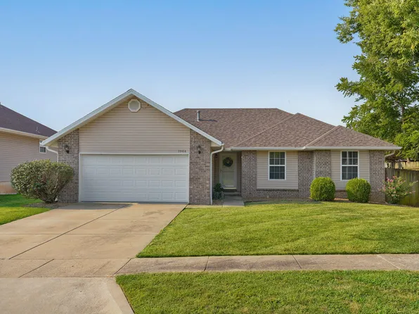 3968 W Beechwood Street, Springfield, MO 65807