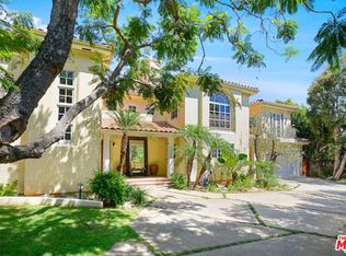 192 N Tigertail Rd, Los Angeles, CA 90049