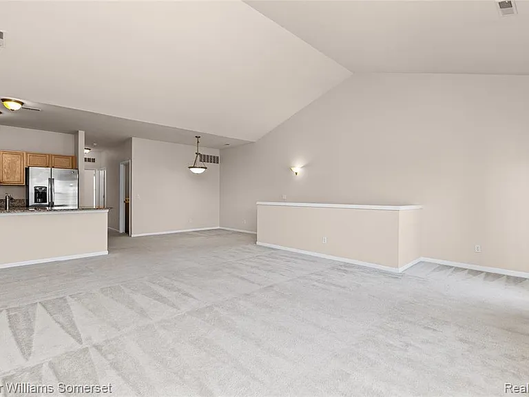 1128 Alameda Blvd — Photo 14