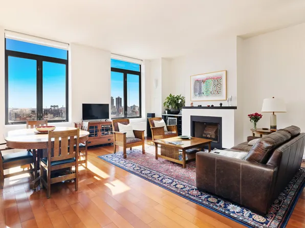 380 Lenox Avenue PH12A image 2 of 11