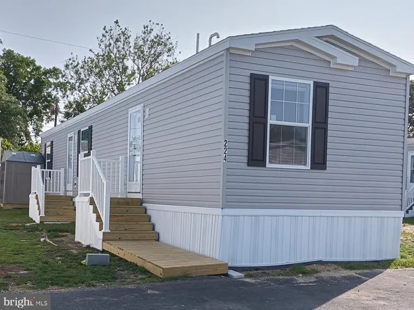 1405 Farrell Ave Trlr 224, Cherry Hill, NJ 08002