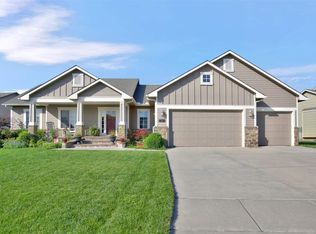 1245 N Forestview Ct, Wichita, KS 67235