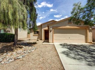 1930 E Cowboy Cove Trl, San Tan Valley, AZ 85143