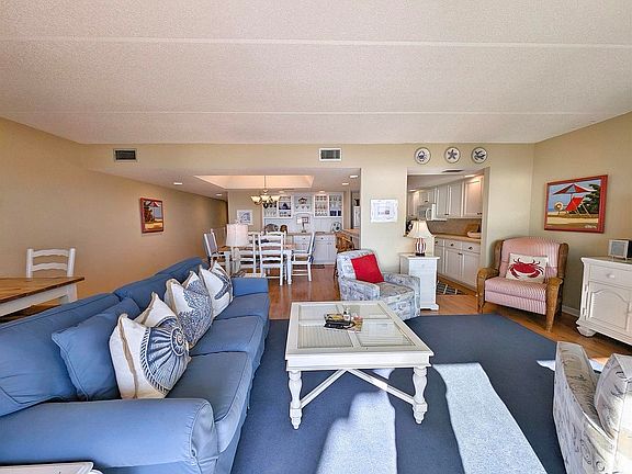 4th image of 647 Norris Dr
