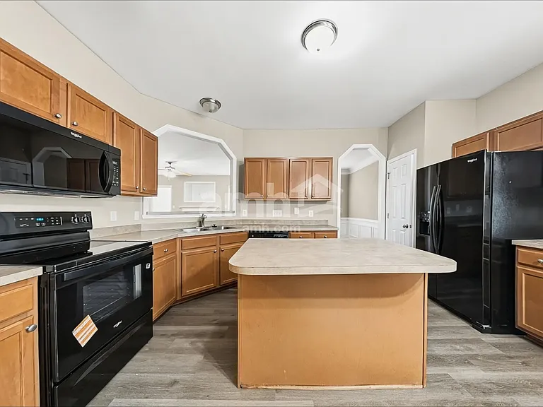3919 Carolina Cherry Dr — Photo 4