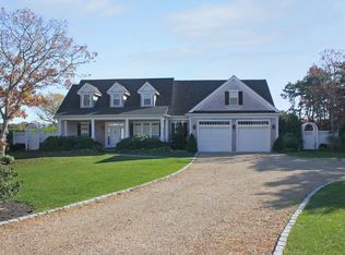 27 Herring Creek Rd, Edgartown, MA 02539
