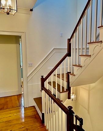 3rd image of 52A Park St #2