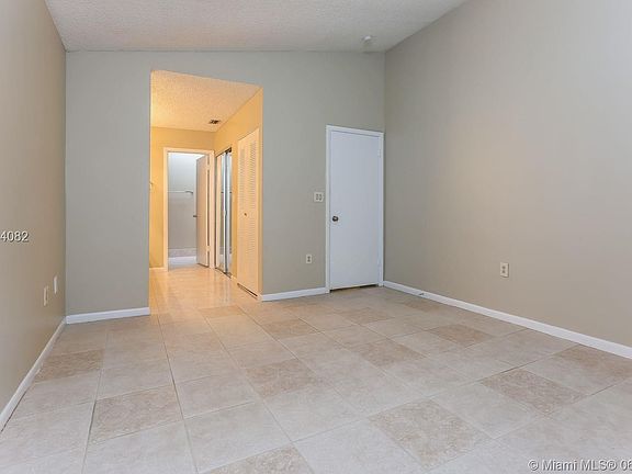 5th image of 5911 Leeds Ln