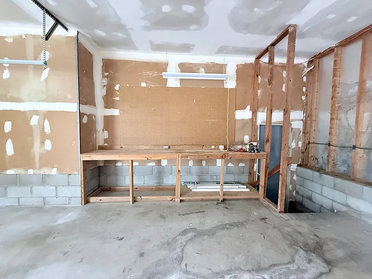 Work bench space
