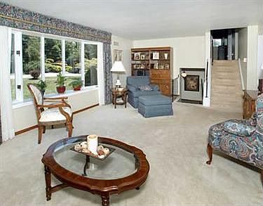 4th image of 12859 Deborah Dr