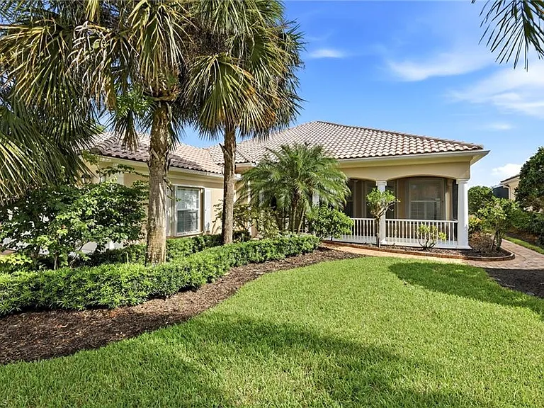 7681 Sicilia Ct — Photo 3
