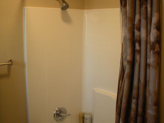 Bathroom 2_04042017